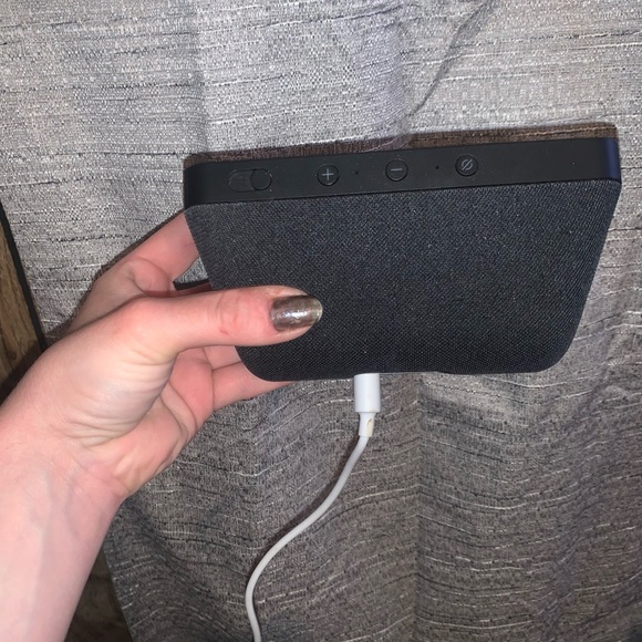 Amazon Echo 5 - Picture 6 of 6